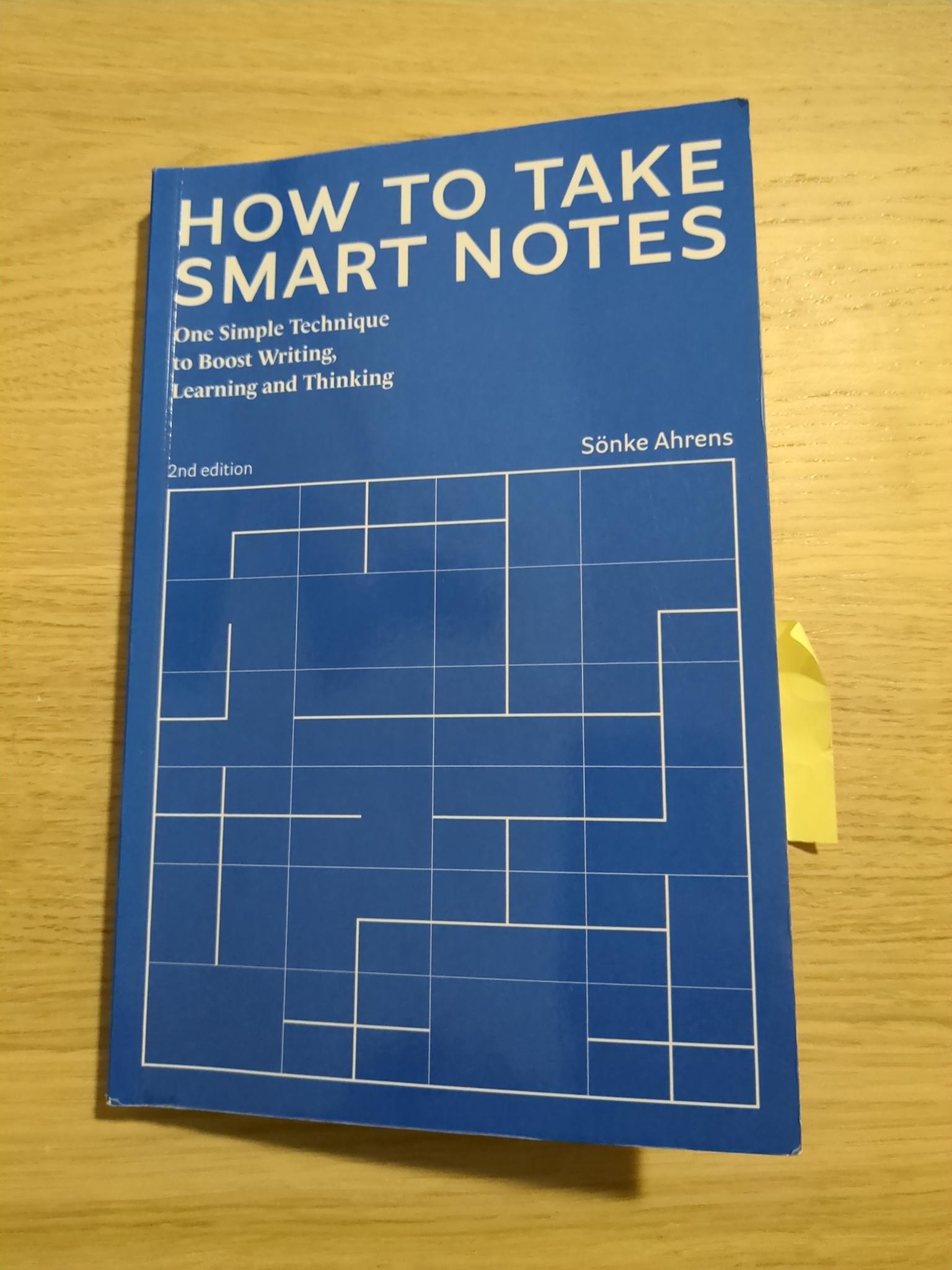 How to Take Smart Notes book in softcover form on top of a desk